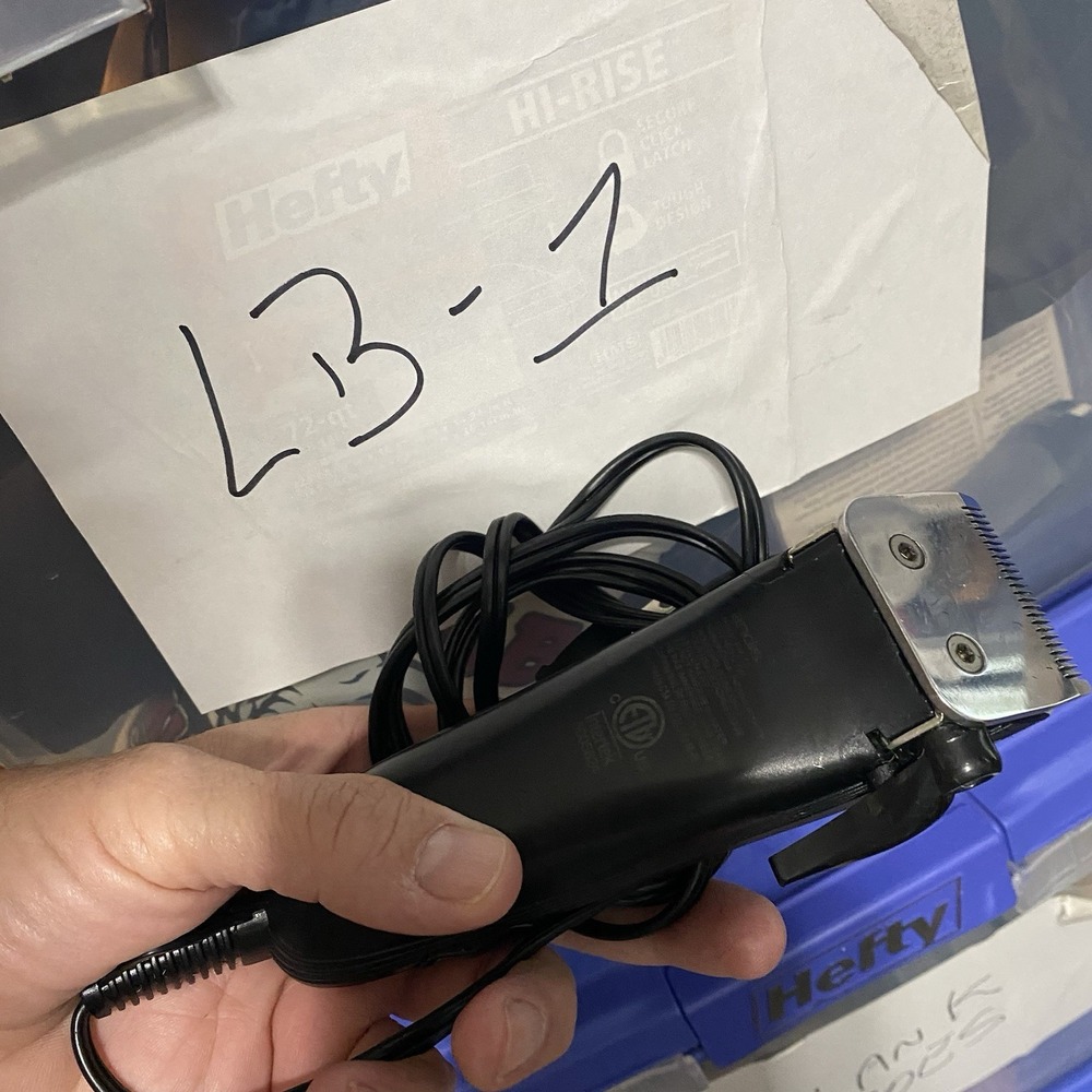 Andis Master Adjustable Blade Clipper Corded Model Pm-10 Tested working - Picture 9 of 9